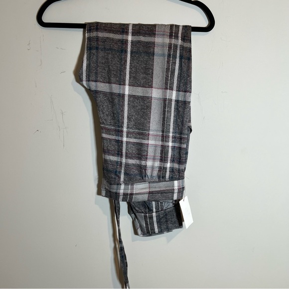 Secret Treasures Hacci Knit Plaid Pajama Jogger Pants - Picture 2 of 4